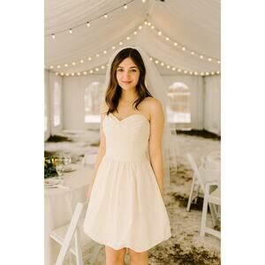Davids Bridal Wedding Dress Knee-Length Bubble Hem Ivory Rouched Sweatheart Neck